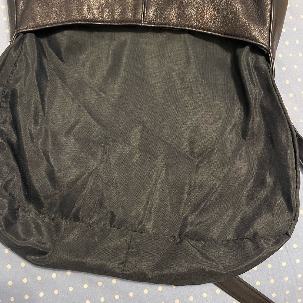 Etienne Aigner black leather bag - Picture 6 of 11